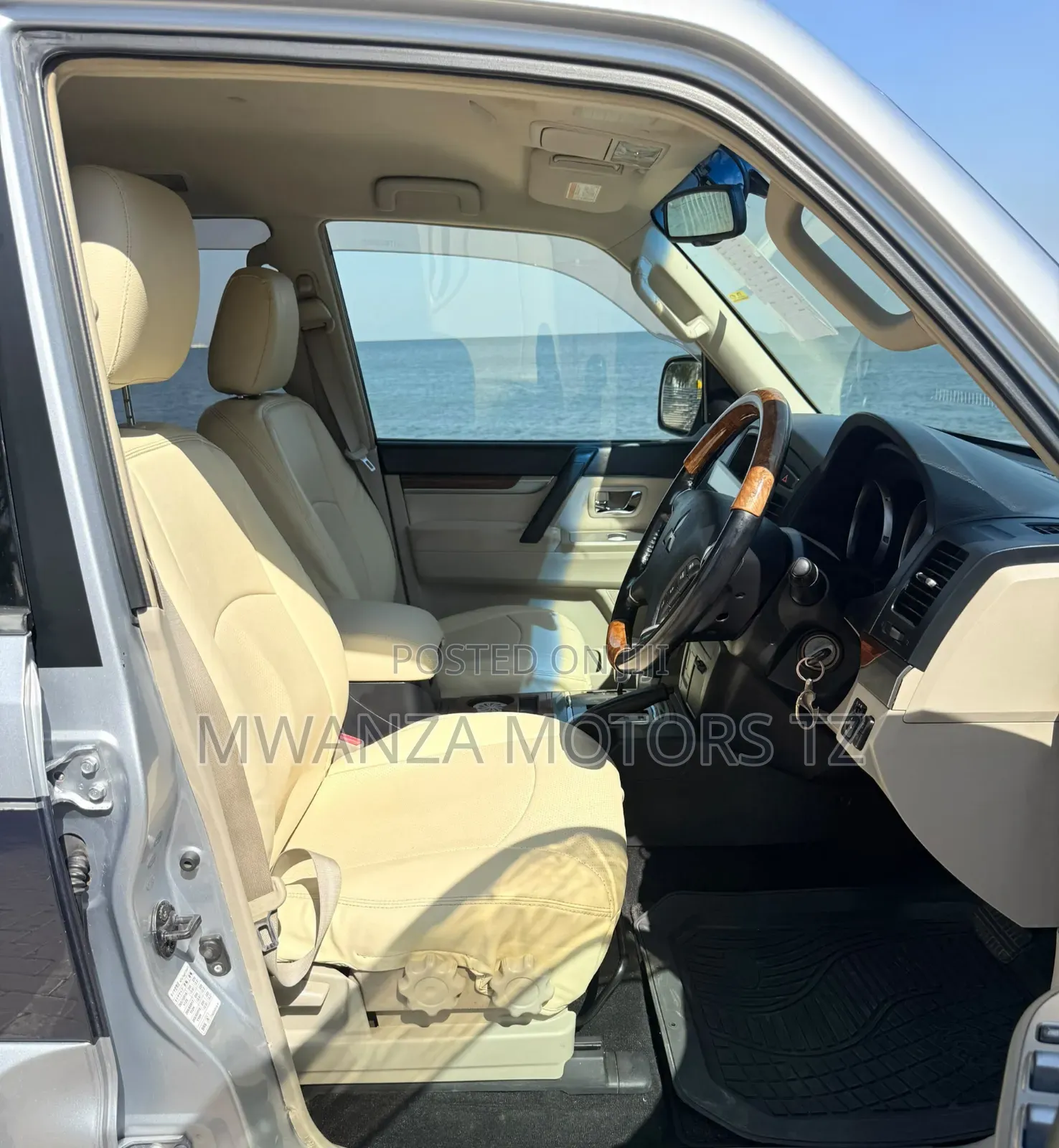Mitsubishi Pajero 2006 Silver