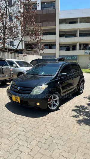 Toyota IST 2003 Black
