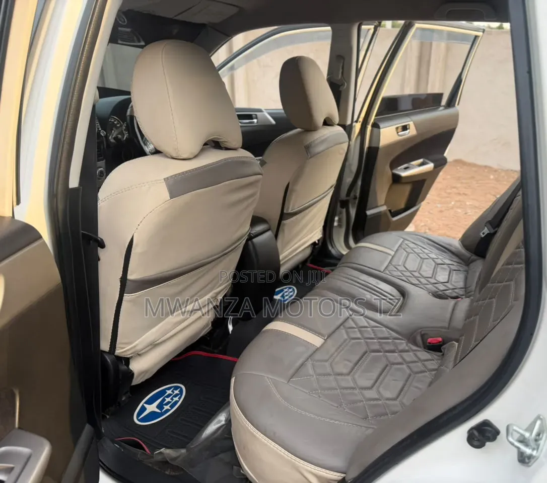 Subaru Forester 2010 Off white