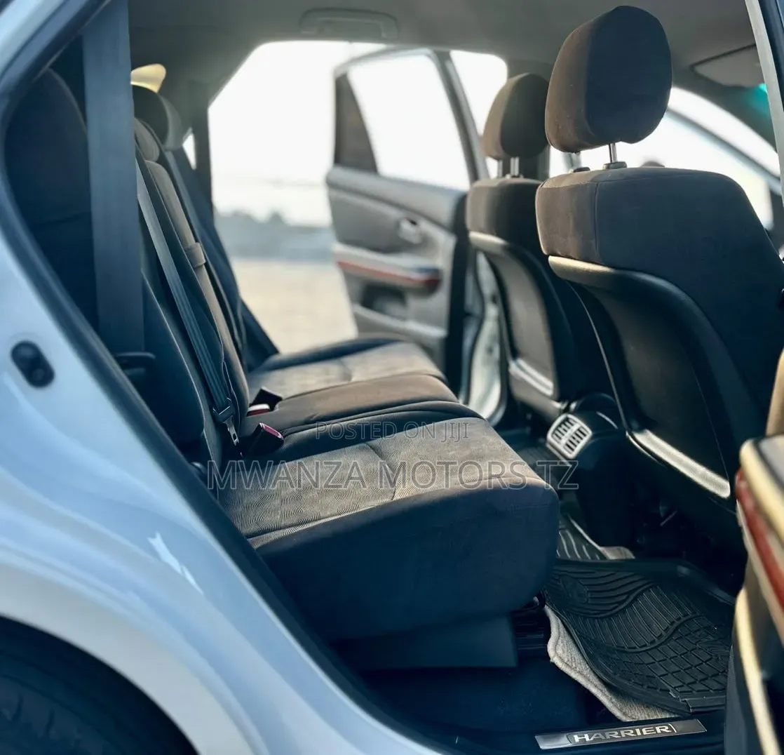 Toyota Harrier 2009 White