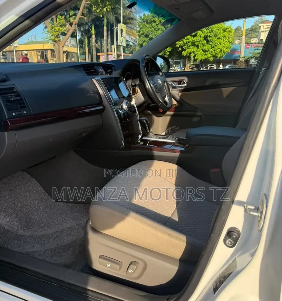 Toyota Mark X 2012 White