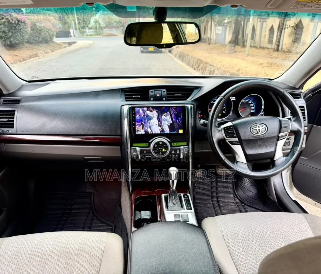 Toyota Mark X 2011 White