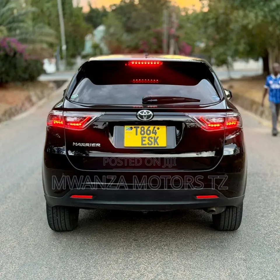Toyota Harrier 2017 Matt Black