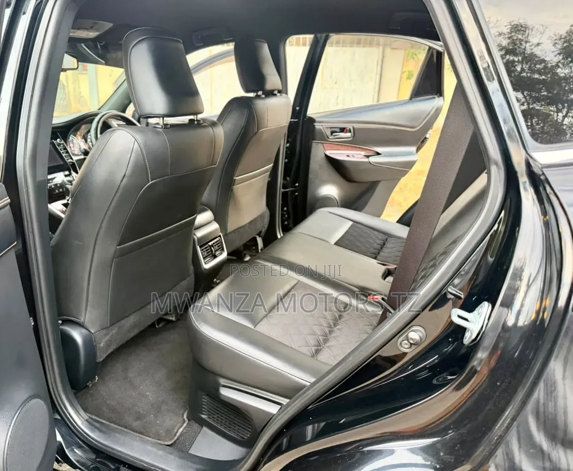 Toyota Harrier 2017 Matt Black
