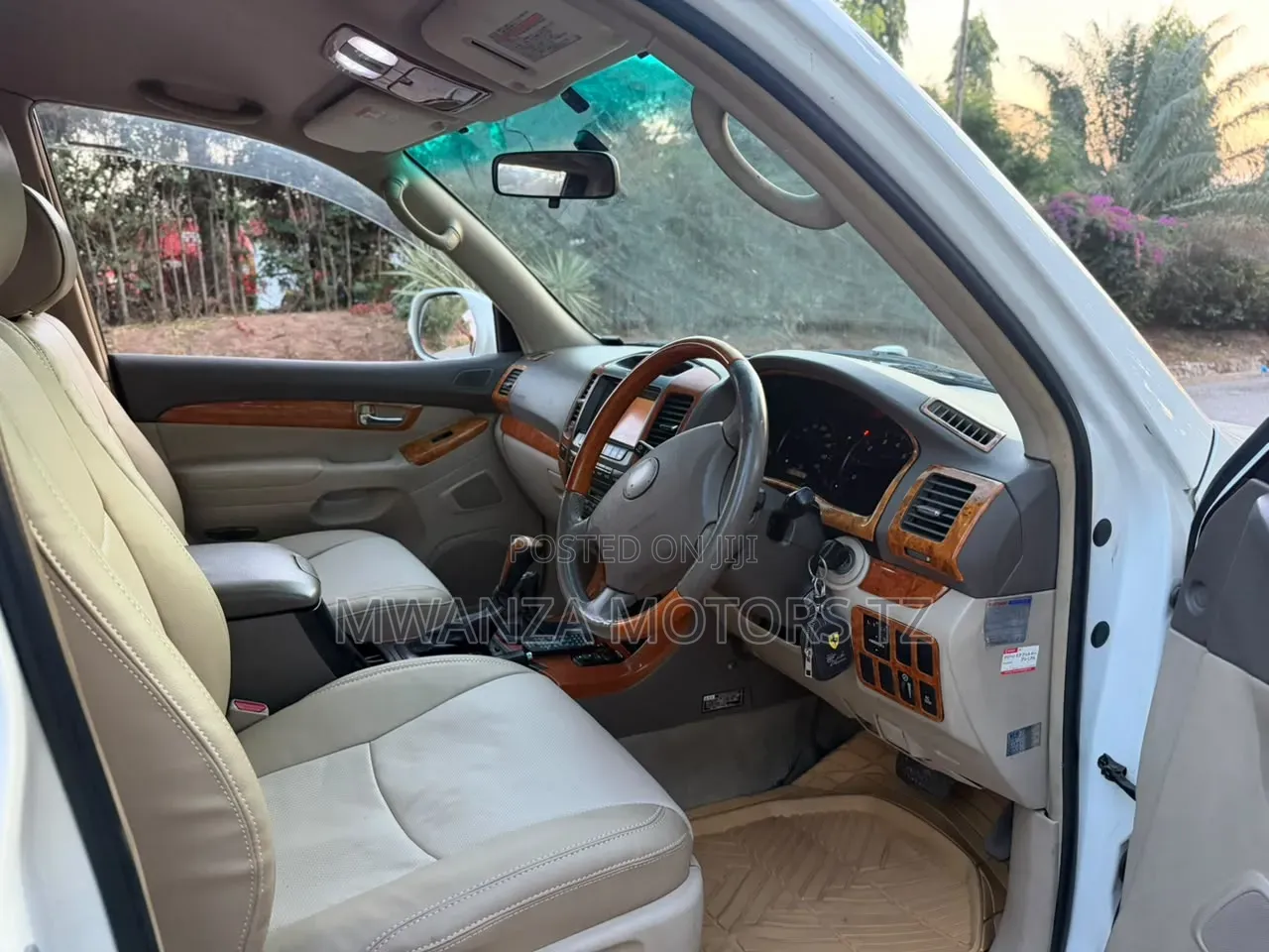 Toyota Land Cruiser Prado 2003 White