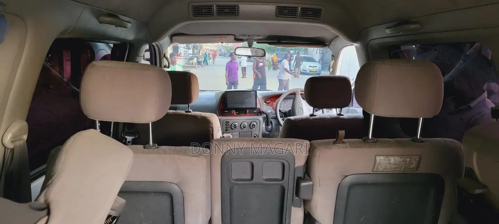 Toyota Noah 2003 White