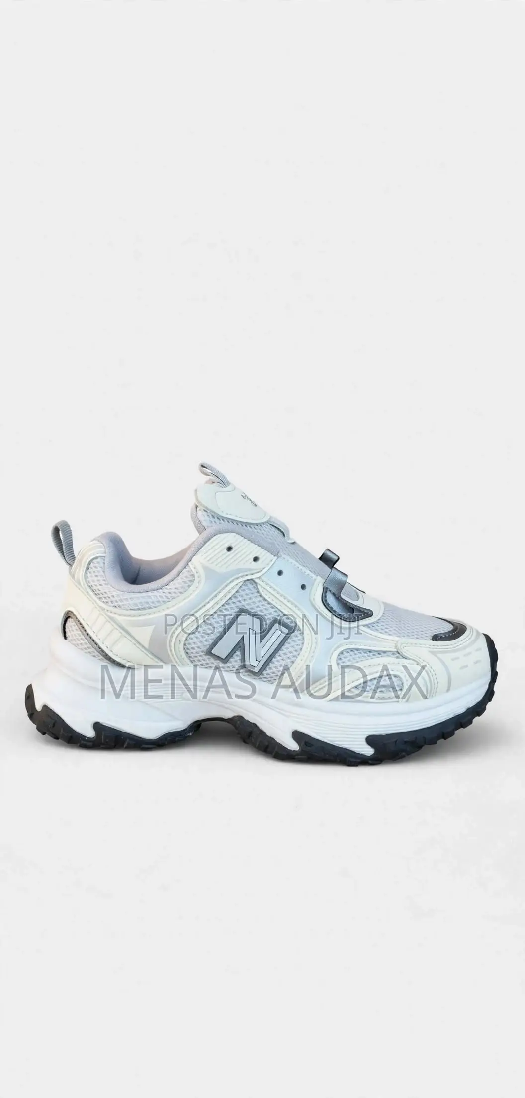 New Balance. Mtumba Grade 1,size 43