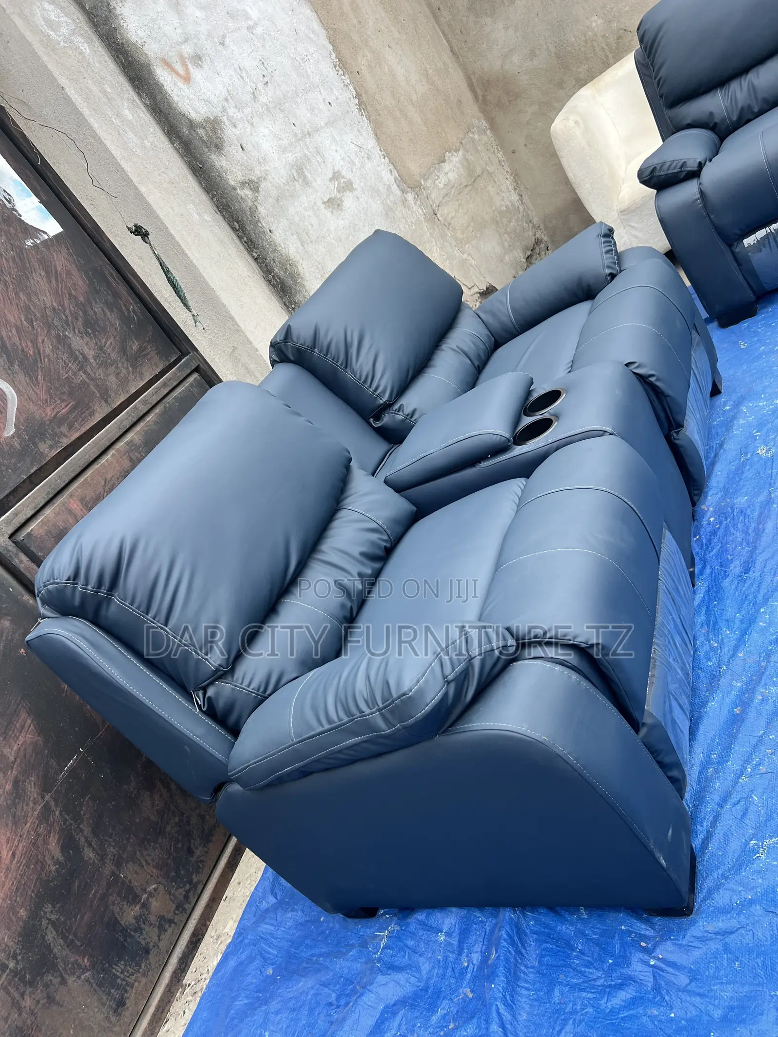 Sofa Ya Kufyatuka