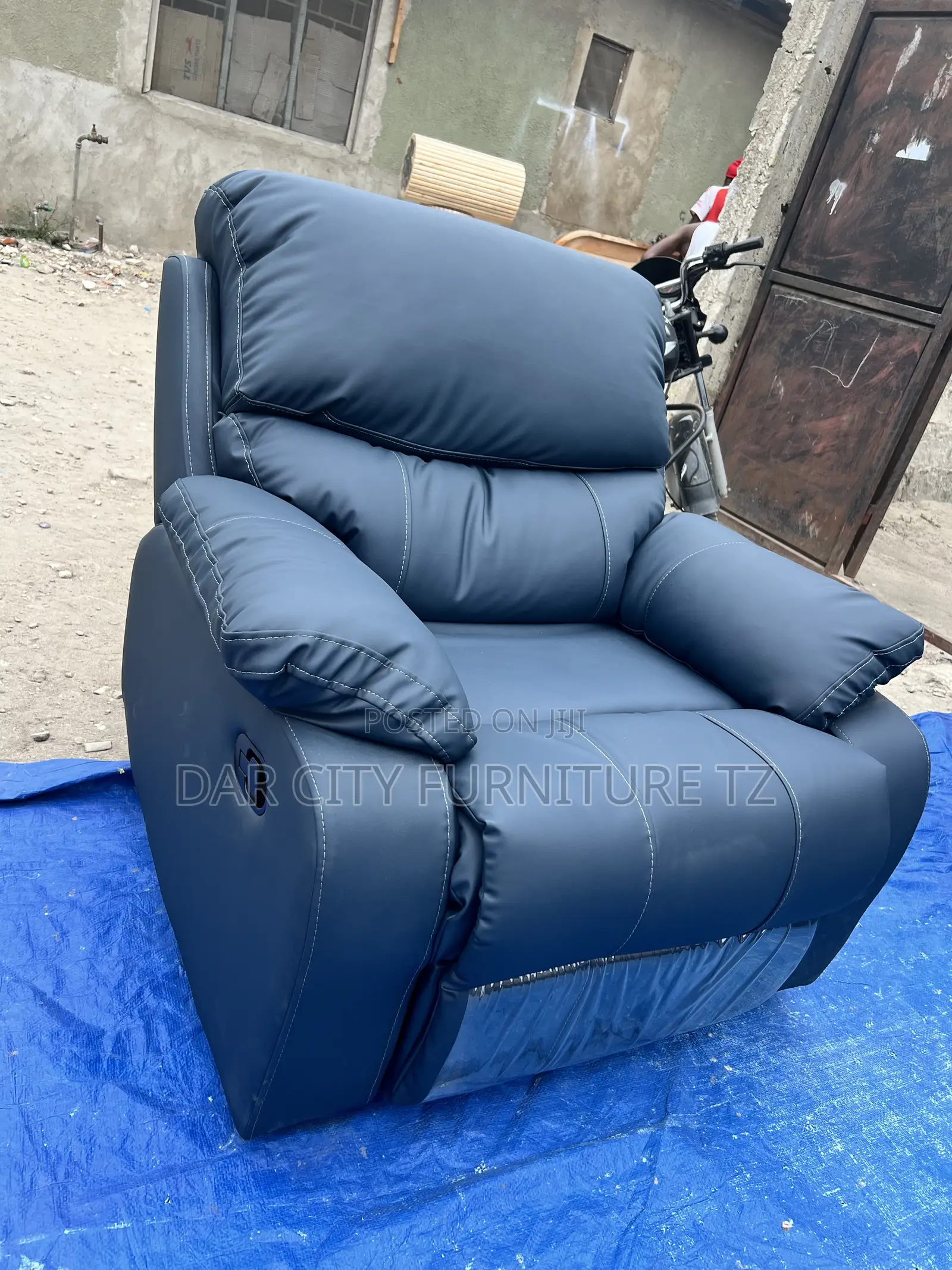 Sofa Ya Kufyatuka