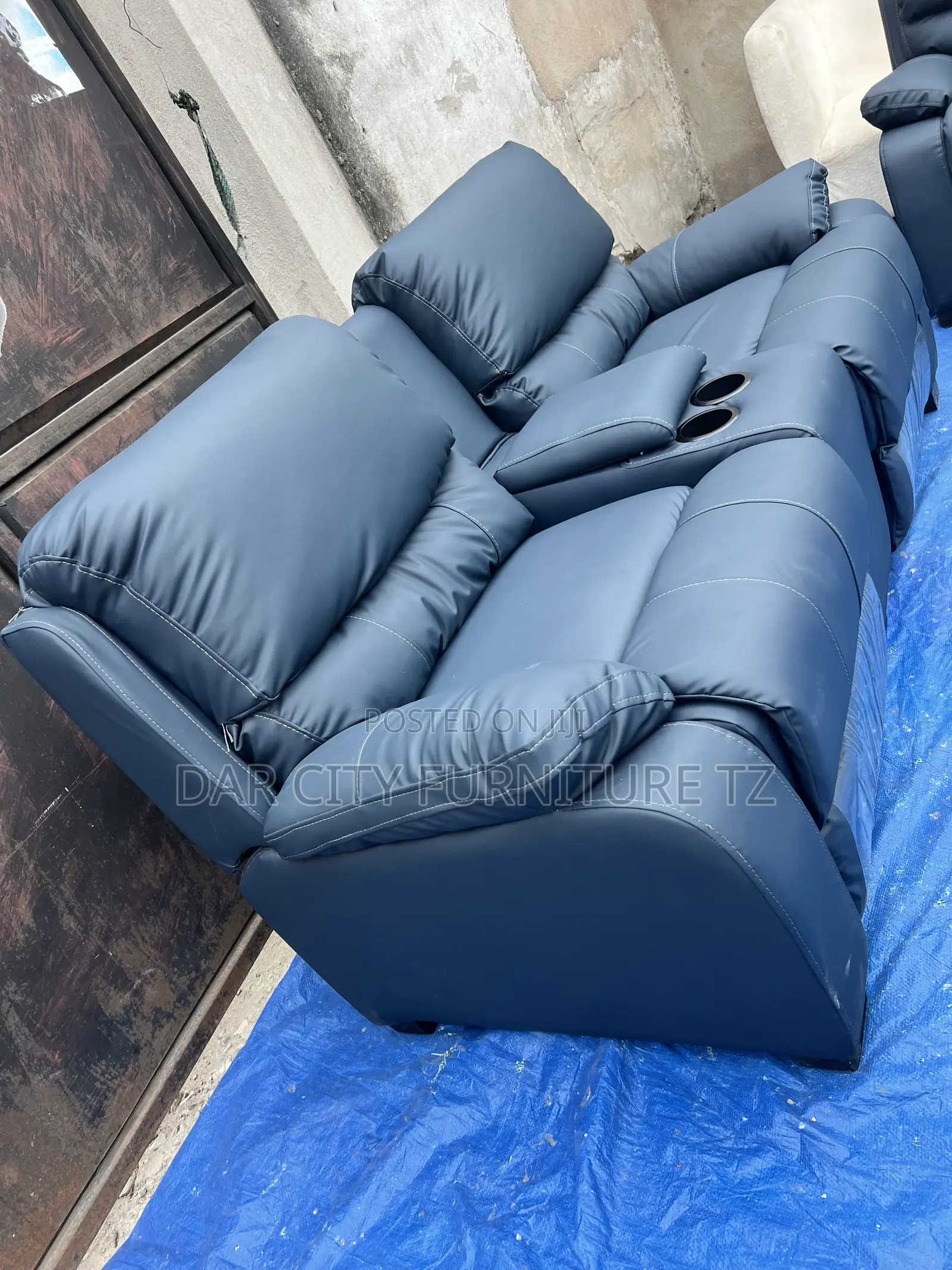 Sofa Ya Kufyatuka