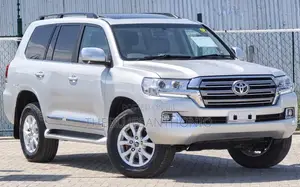 Toyota Land Cruiser 4.5 V8 VXR 2018 Silver