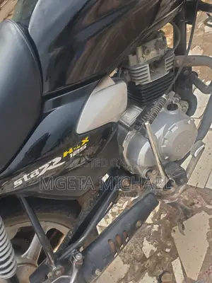 TVS HLX 125 2024 Black