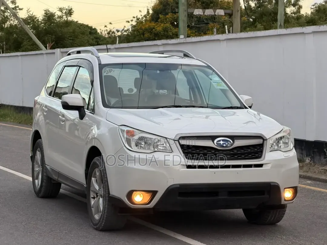 Subaru Forester 2013 White