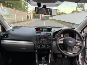 Subaru Forester 2013 White