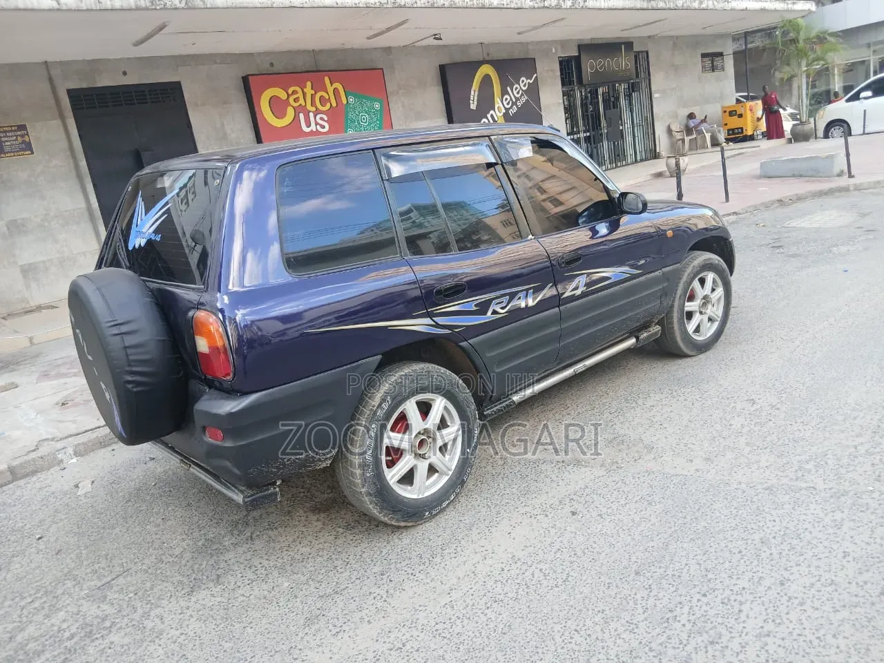 Toyota RAV4 1997 Blue