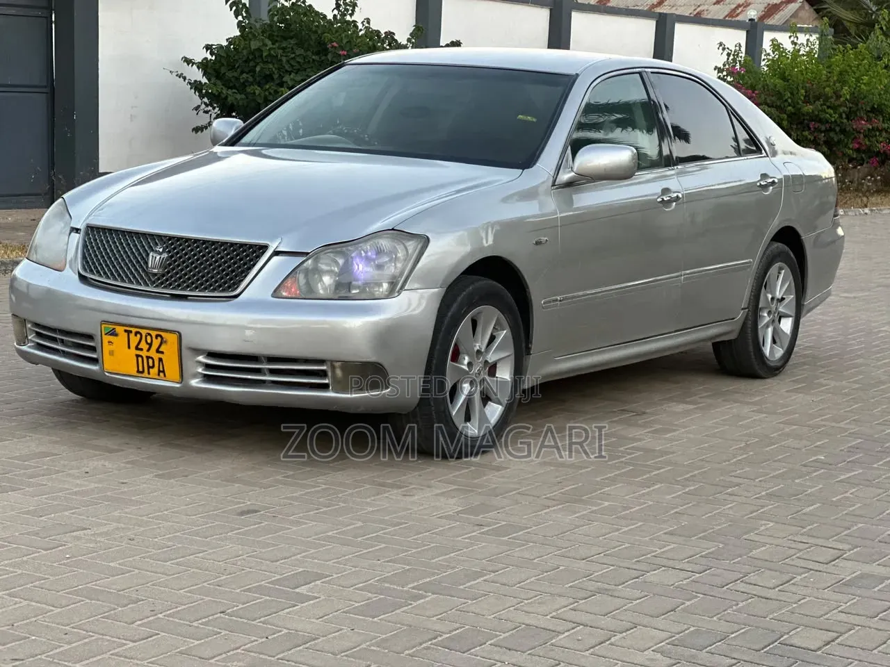 Toyota Crown 2006 Silver