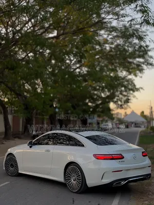 Mercedes-Benz E-Class 2018 Teal