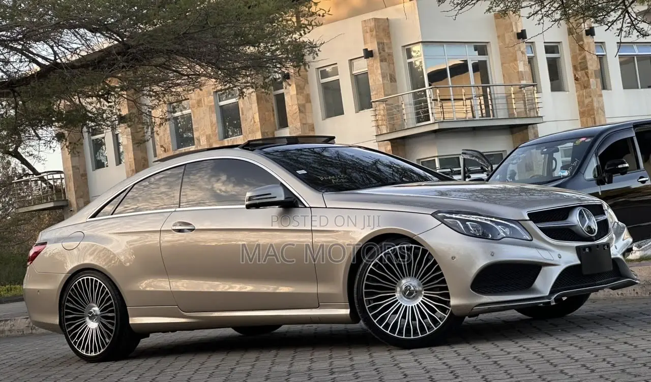 Mercedes-Benz E250 2015 Beige
