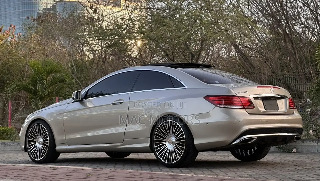 Mercedes-Benz E250 2015 Beige