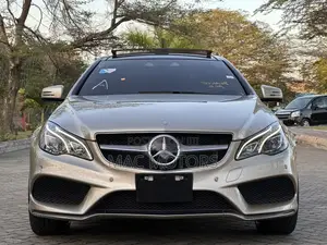 Mercedes-Benz E250 2015 Beige