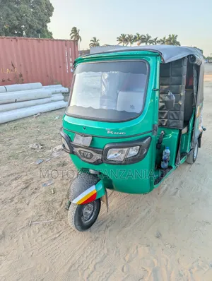 TVS King Deluxe Plus iTouch Start 2025 Green