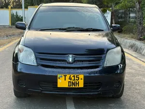 Toyota IST 2003 Black