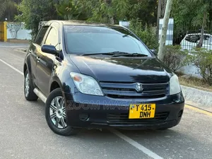Toyota IST 2003 Black
