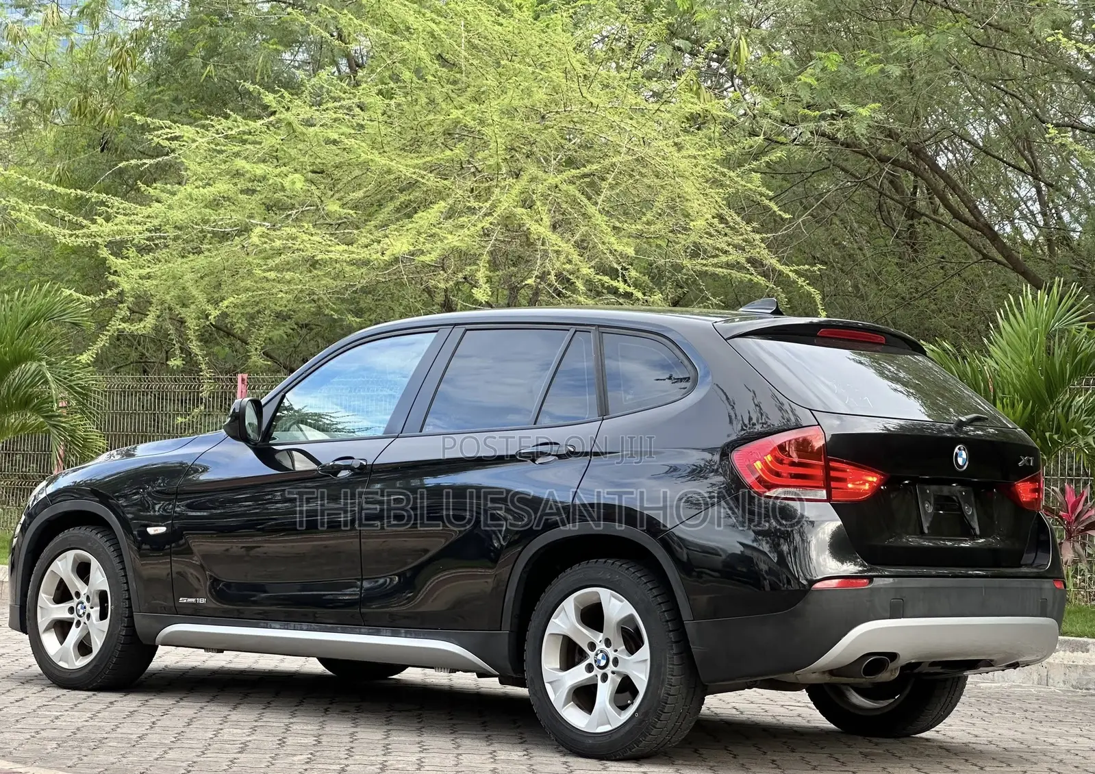 BMW X1 2011 Black