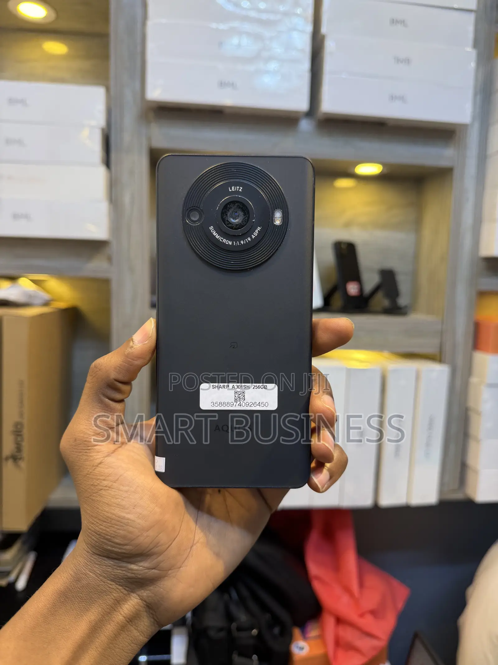 New Sharp Aquos R8s pro 256 GB Black