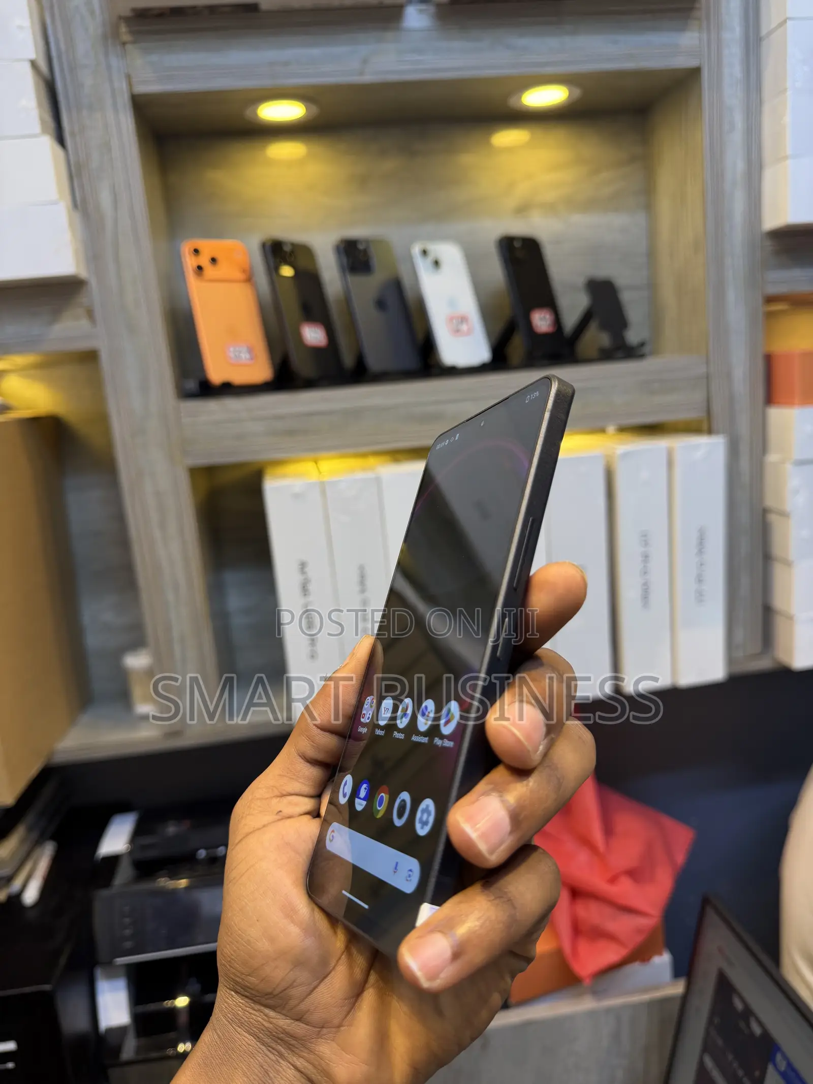 New Sharp Aquos R8s pro 256 GB Black