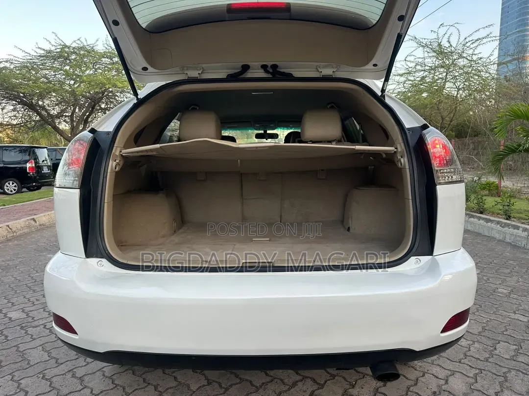 Toyota Harrier 2005