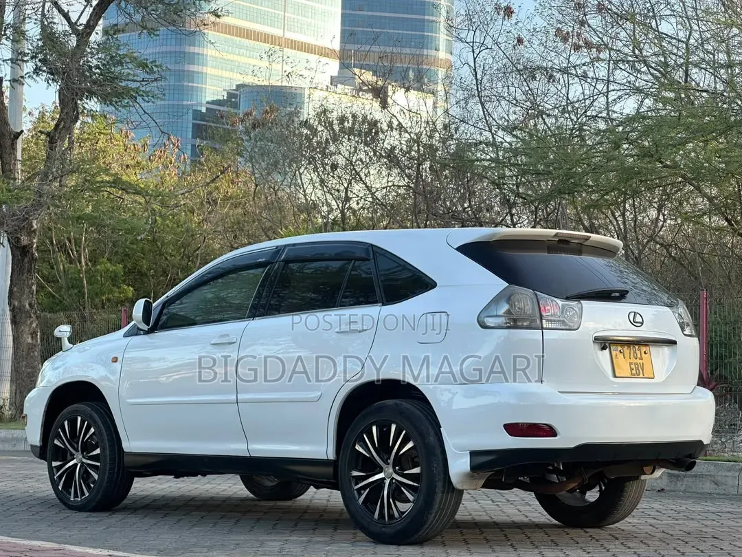 Toyota Harrier 2005