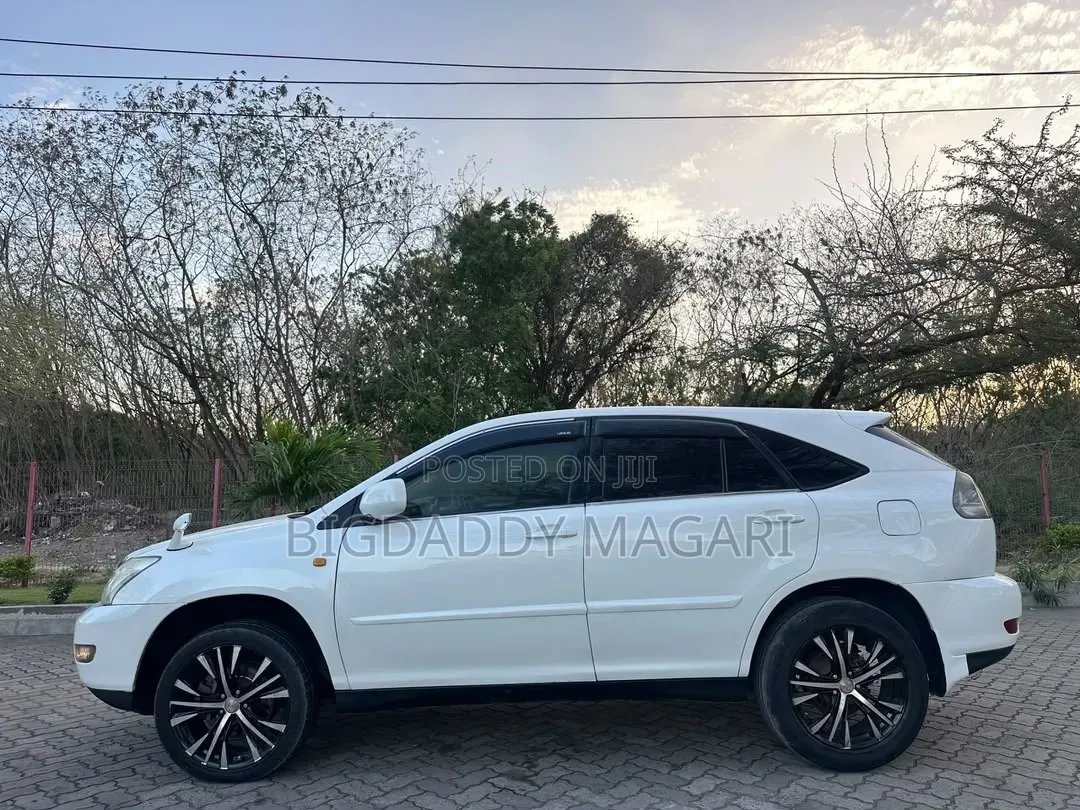 Toyota Harrier 2005