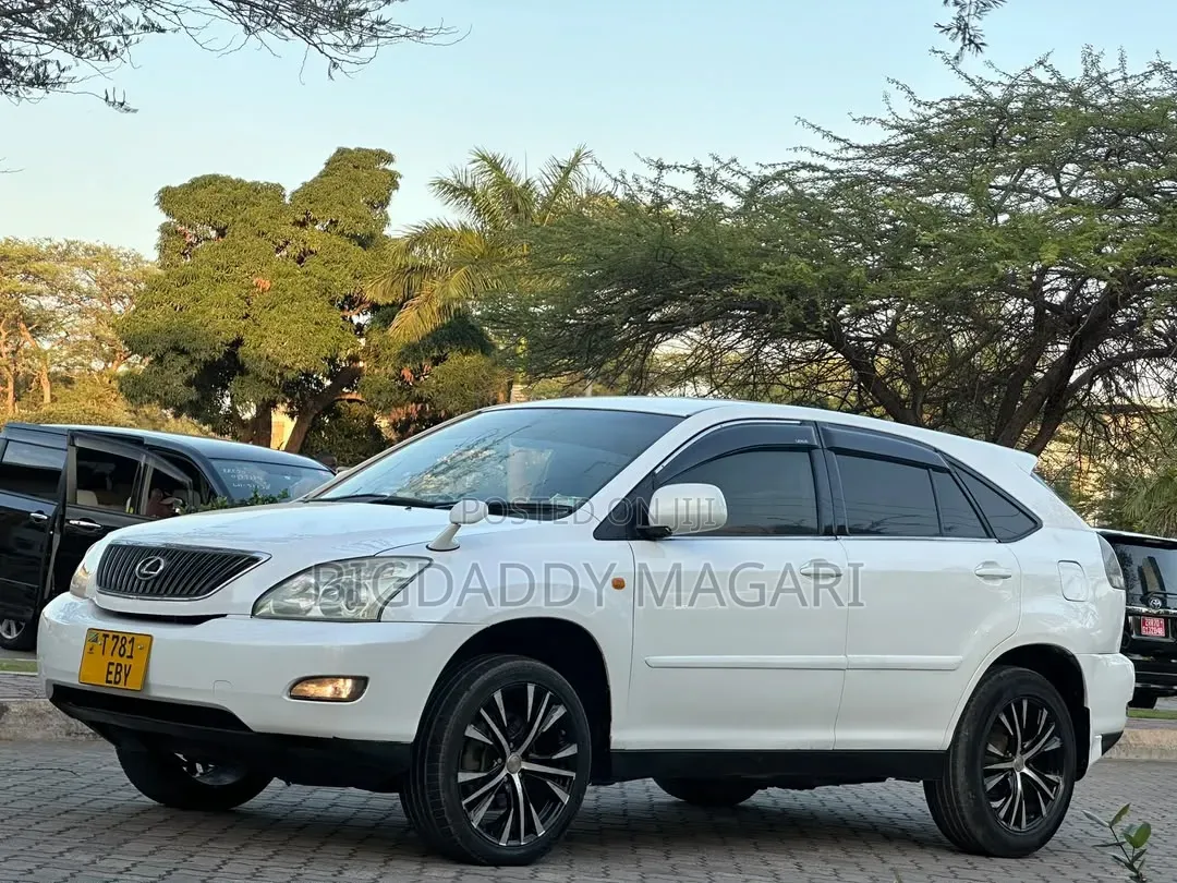 Toyota Harrier 2005