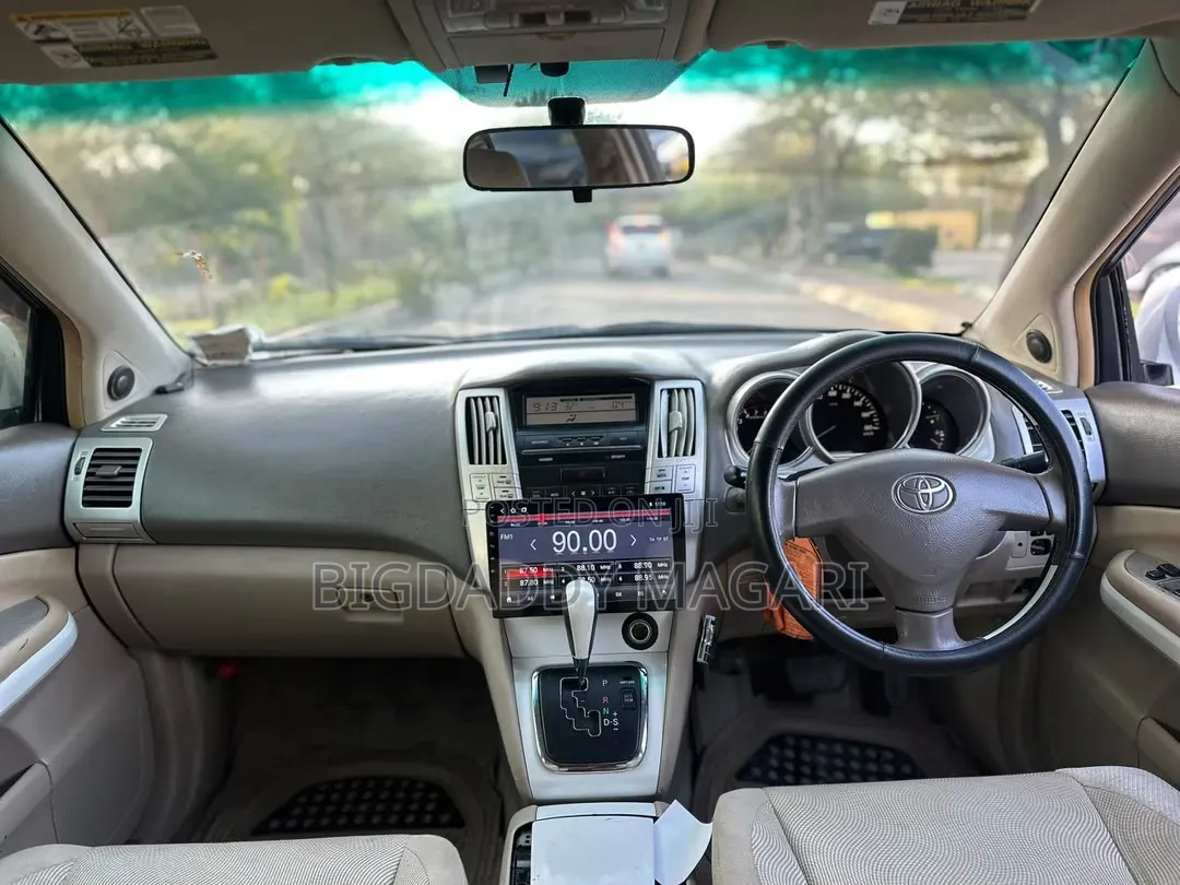Toyota Harrier 2005