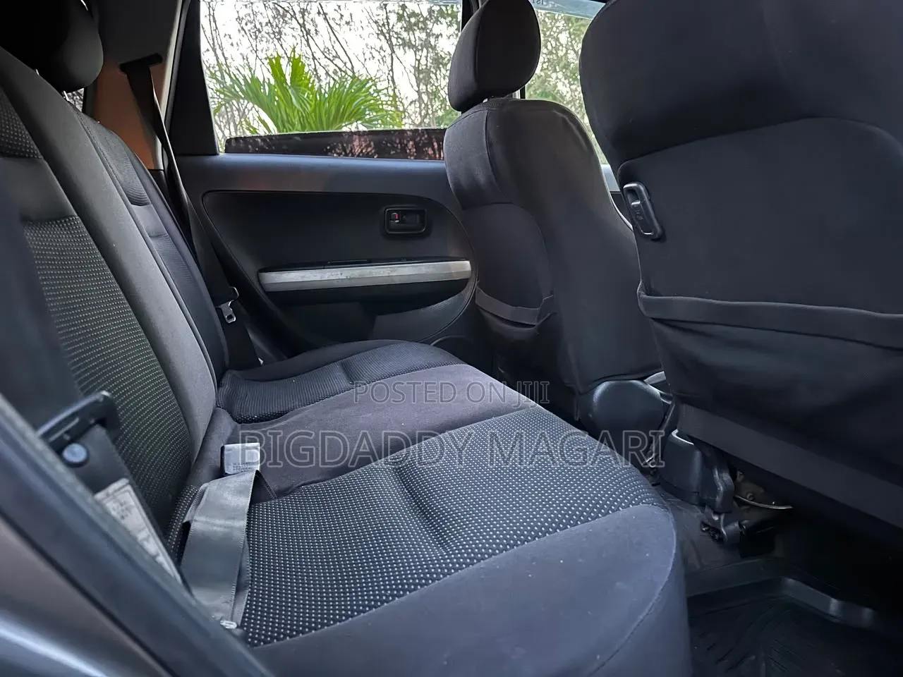 Toyota IST 2004