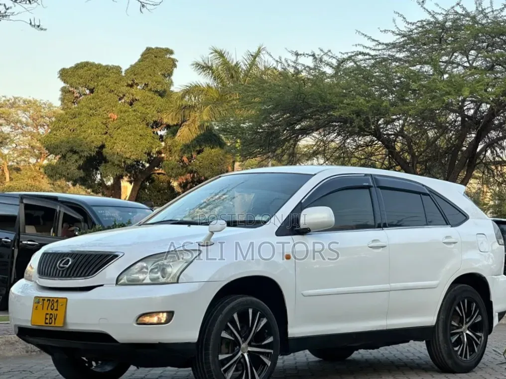 Toyota Harrier 2.4 2005 White