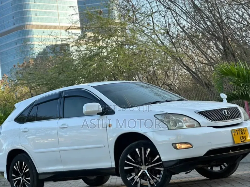 Toyota Harrier 2.4 2005 White