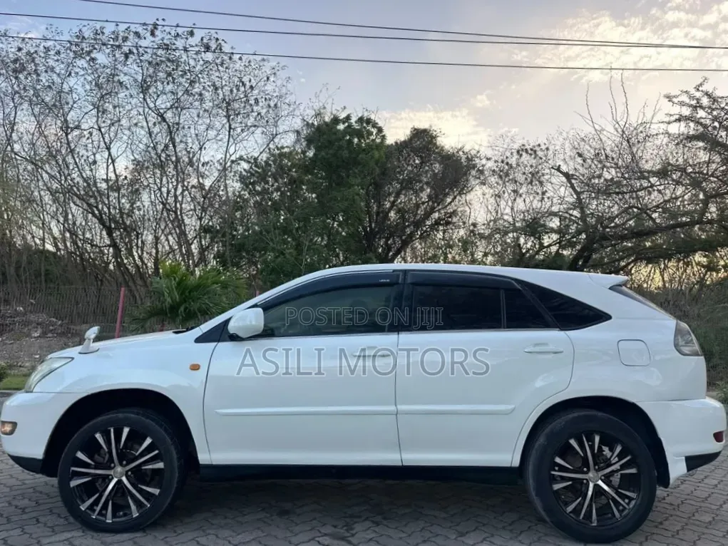 Toyota Harrier 2.4 2005 White