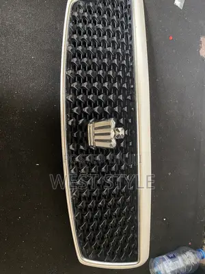 Toyota Crown Athlete Grille GRS200 Original + Crown Logo