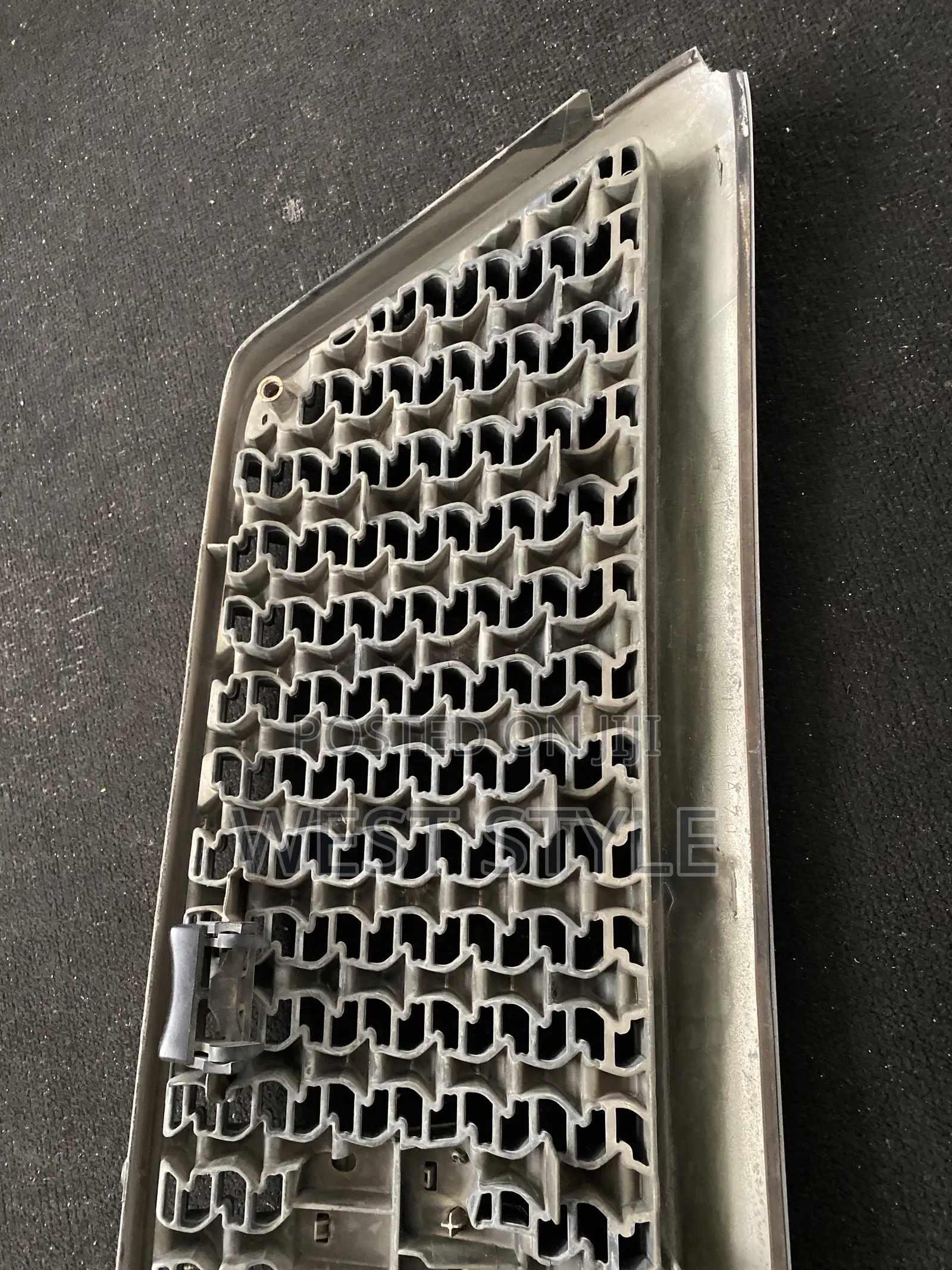 Toyota Crown Athlete Grille GRS200 Original + Crown Logo