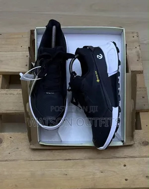 In 4-Coloured Ecco Design Men's Leather Shoes