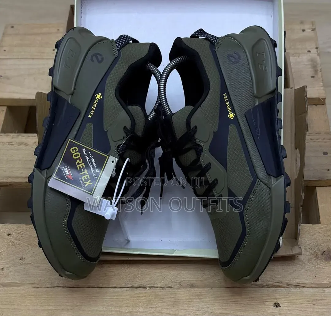 In 4-Coloured Ecco Design Men's Leather Shoes