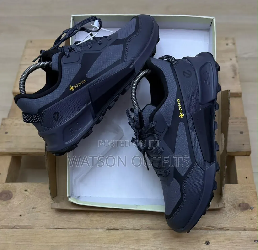 In 4-Coloured Ecco Design Men's Leather Shoes