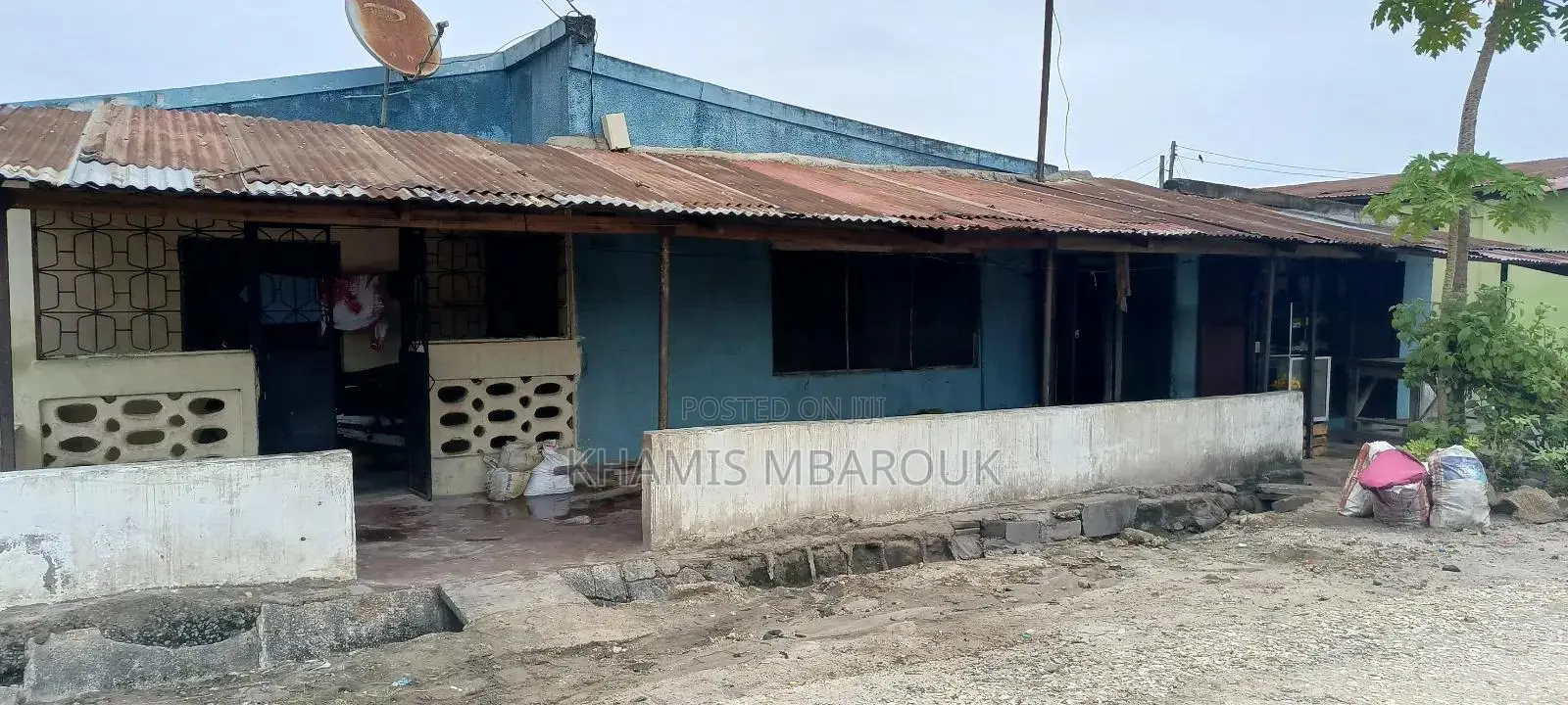 12bdrm House in Magomeni Mapipa for sale