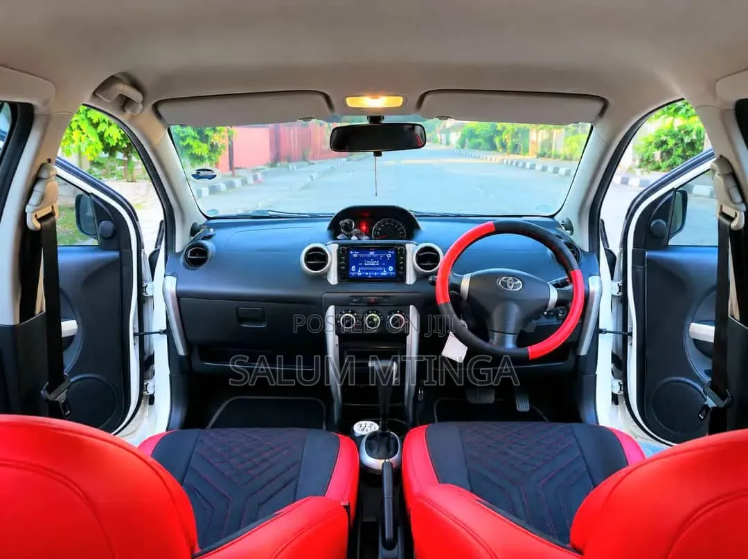 Toyota IST 2003 White