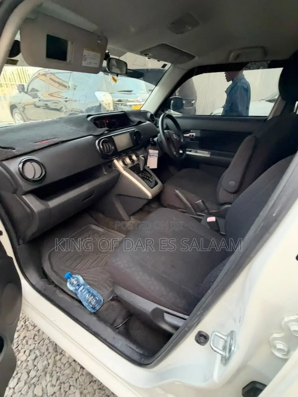 Toyota Corolla Touring 2019 White