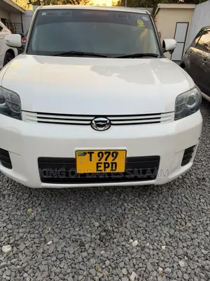 Toyota Corolla Touring 2019 White