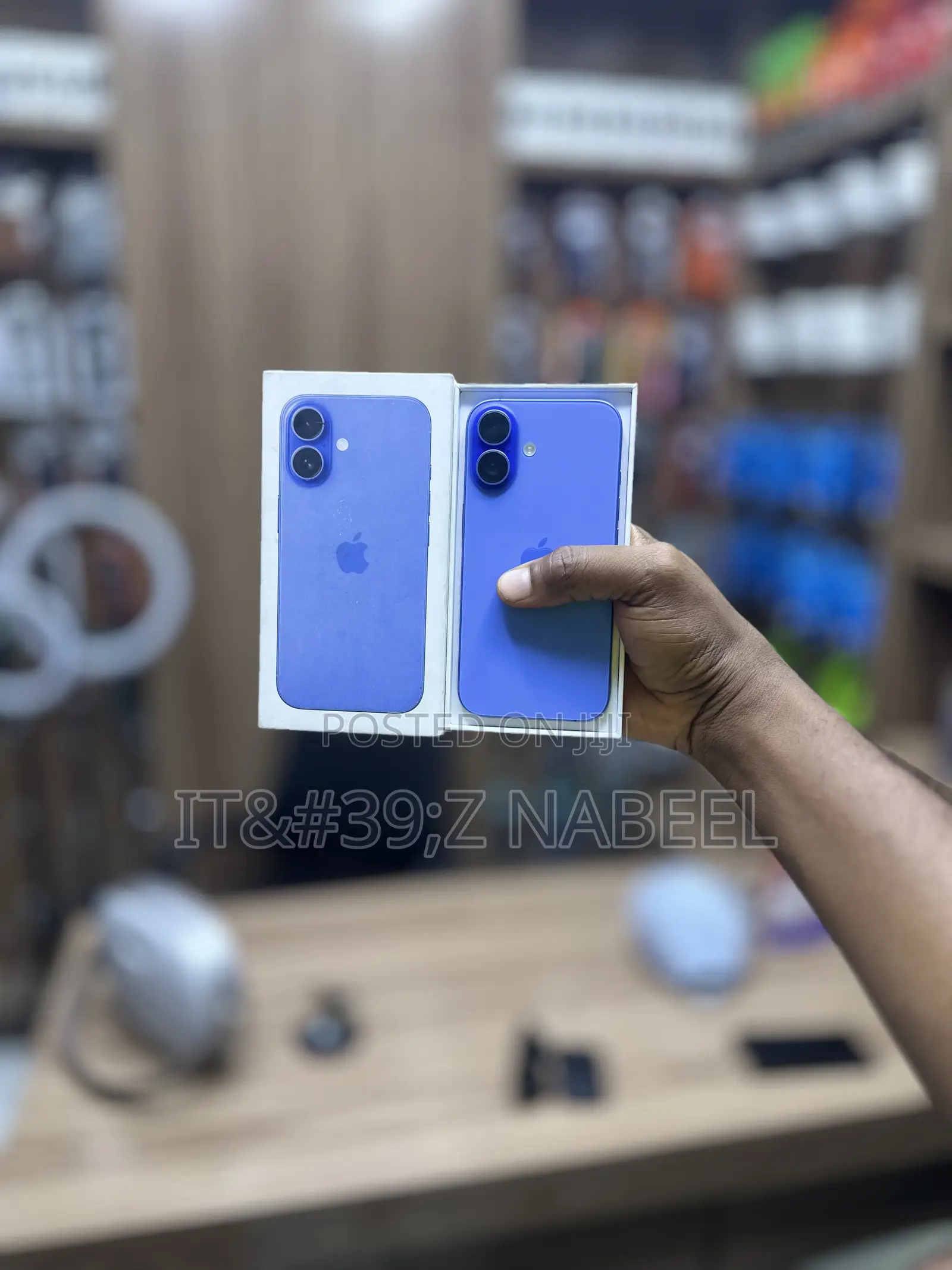 New Apple iPhone 16 128 GB Blue