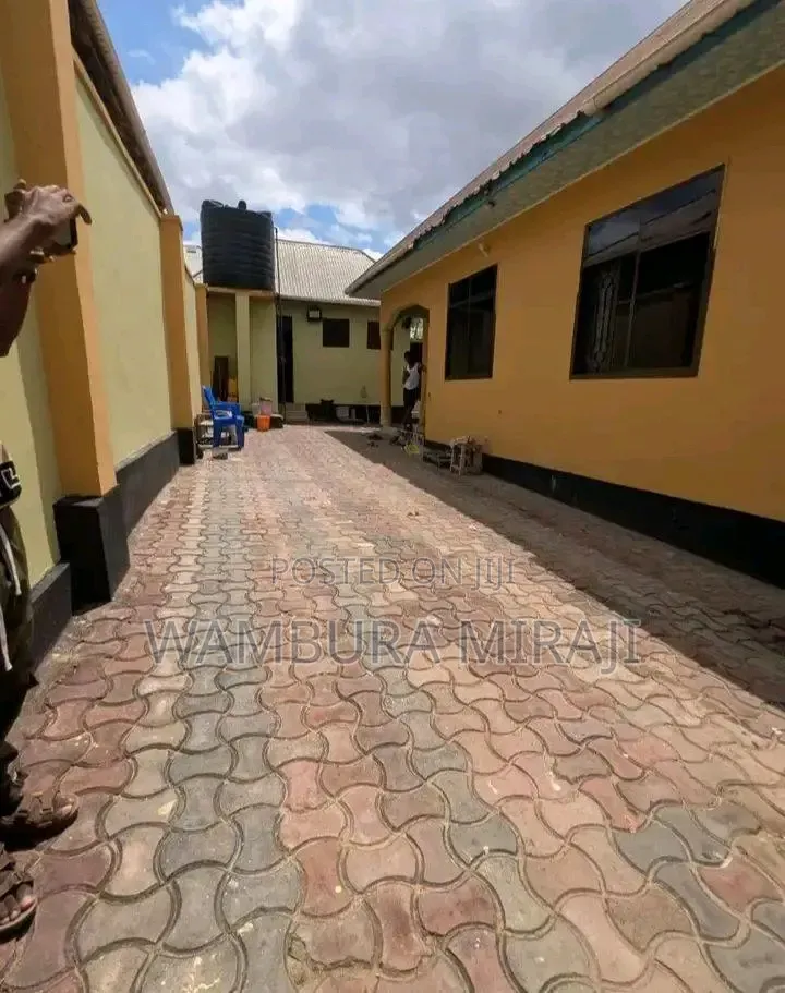 Furnished 3bdrm Block of Flats in Nyumba, Temeke for sale